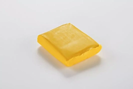 Arcilla polimérica Cernit Number One Amarillo 56g