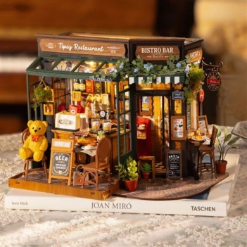 Robotime Restaurant Model