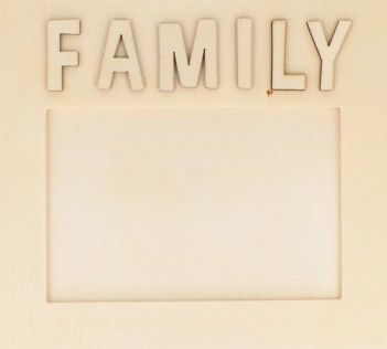 Artemio Wooden frame Family Vitamines 