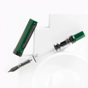 Pluma estilográfica ECO verde irlandés y onyx TWSBI