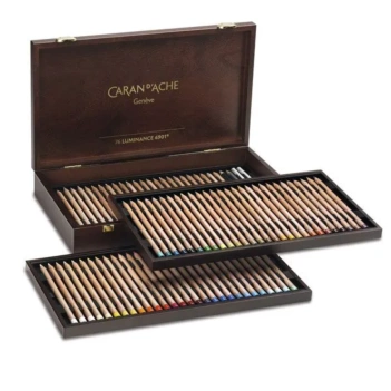 Caja de madera 76 lápices Luminance 6910 y 4 accesorios Caran D'Ache