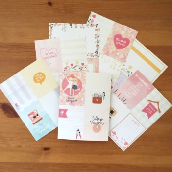 SUPER DEAL **40%** Iriri Estudio Power Scrap Card Set