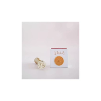 Sello de lacre 9 3/4 Wax It Lora Bailora