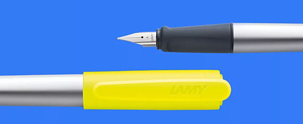 Lamy, o prazer de escrever à mão.